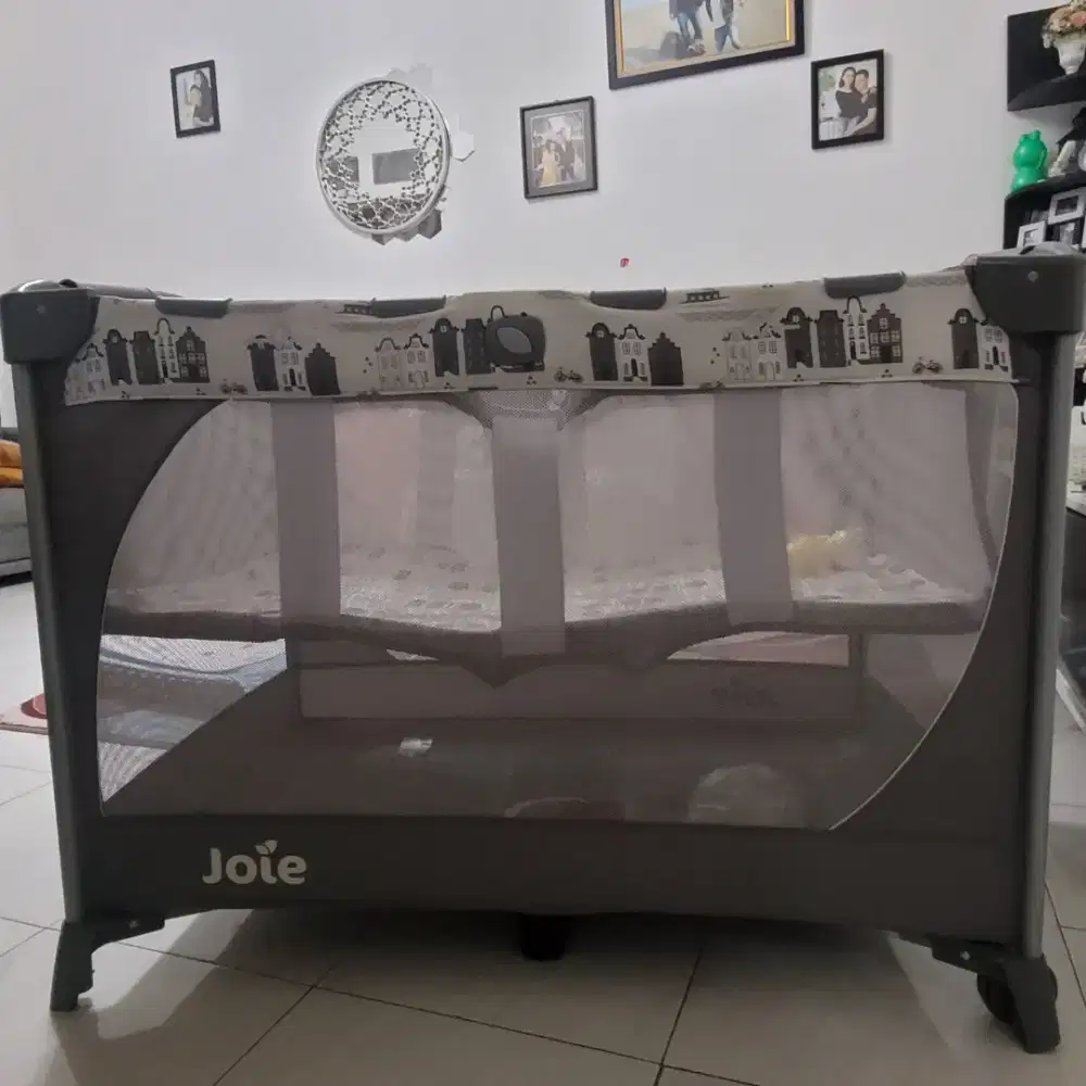 Jual Joie Meet Commuter Change travel cot