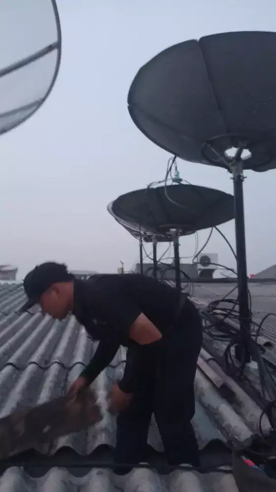 Agen Pasang Parabola Dana Servis Seting Parabola Jakarta