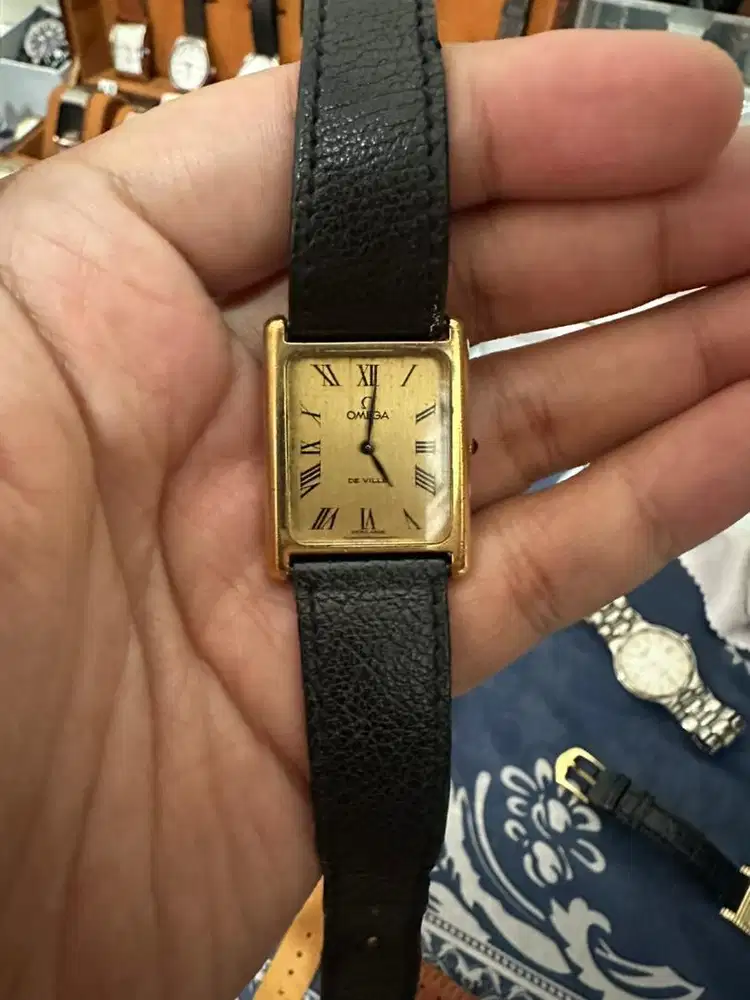 Jam Tangan Vintage Omega De Ville Tank 1974 Roman Index Manual Winding