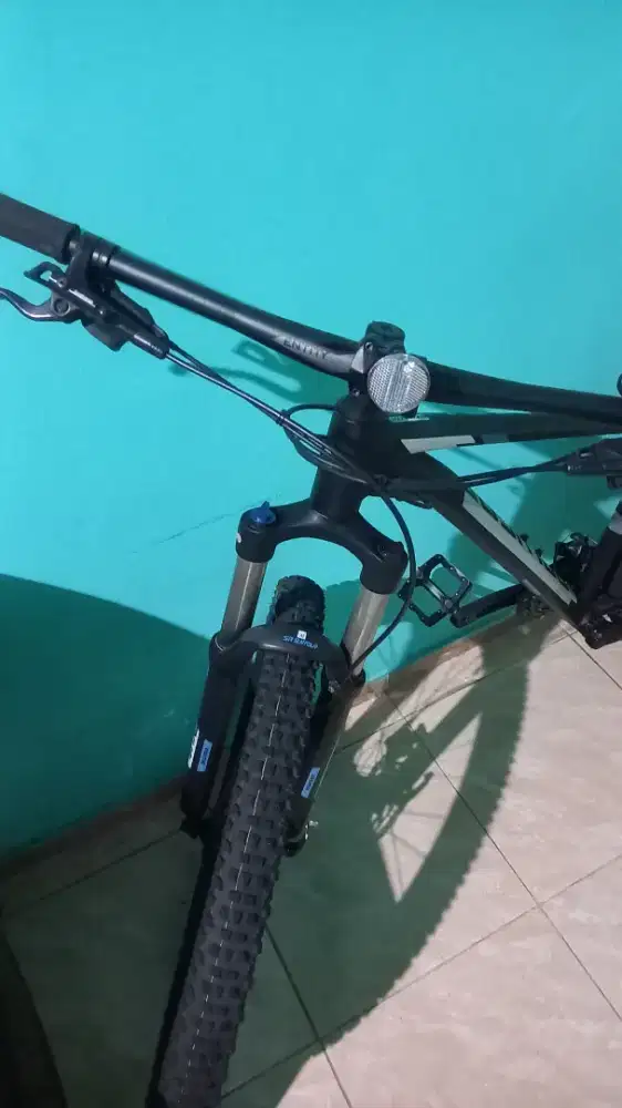 Sepeda polygon Xtrada 6