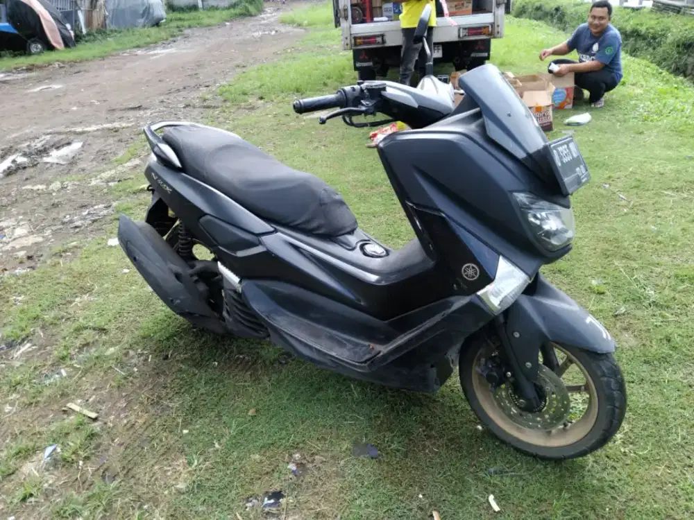 YAMAHA N-MAX 155