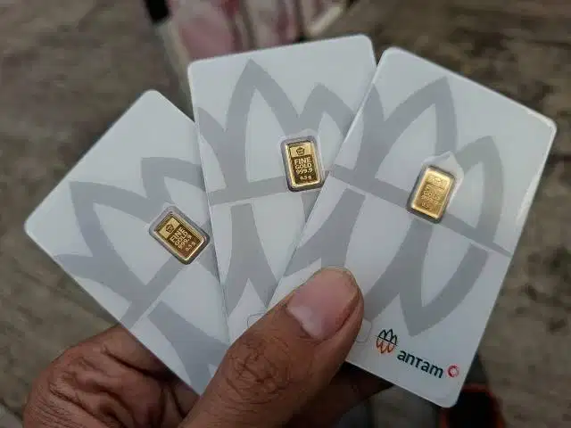 Logam Mulia Mas Antam 2 3 dan 0,5