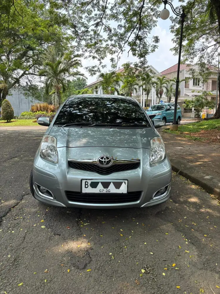 Toyota Yaris 2011 Bensin
