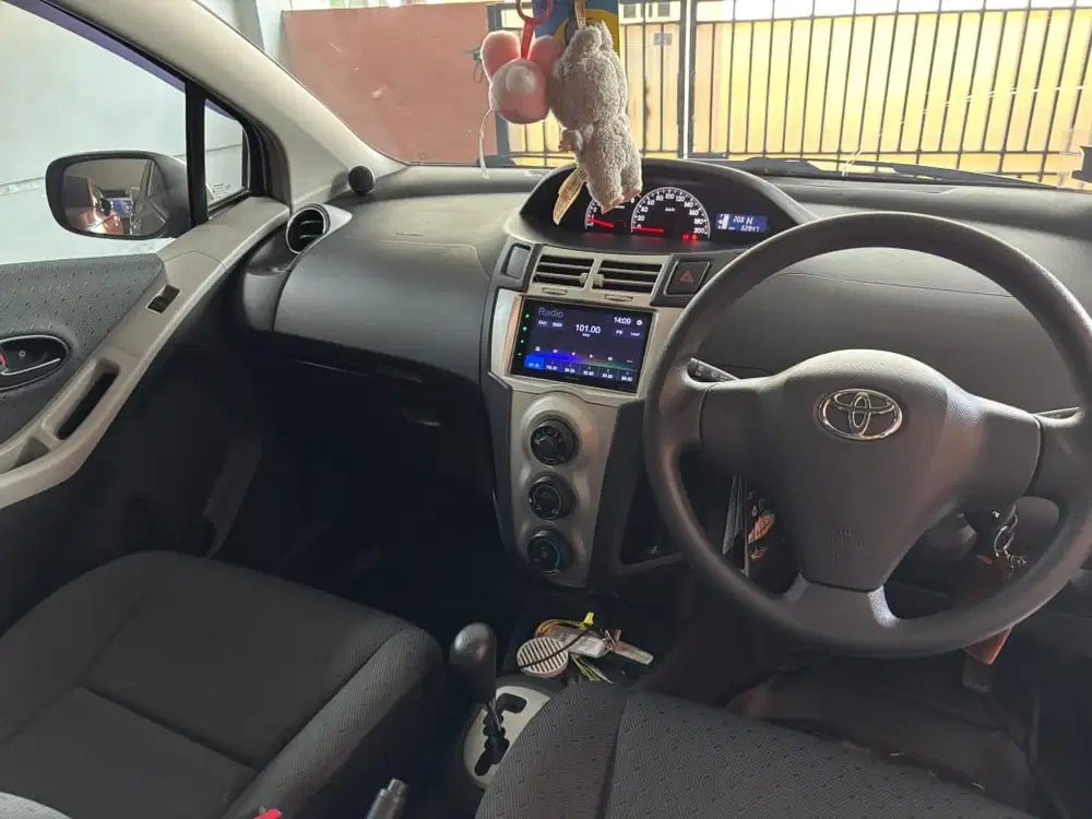 Toyota Yaris 2011 Bensin