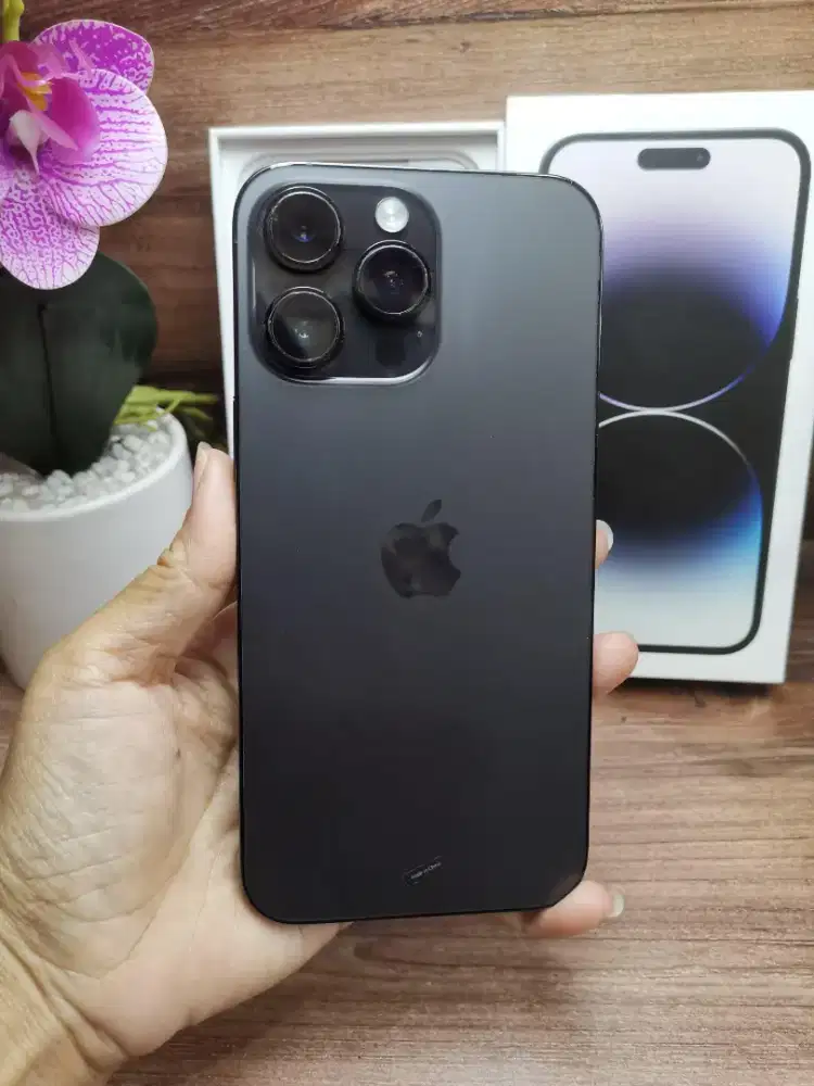 Iphone 14 pro max 128 gb black mulus 99% Hb 100% original garansi ibox