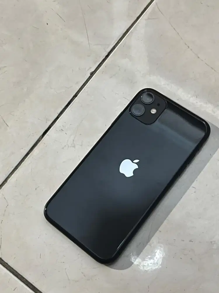 iPhone 11 128gb ibox warna hitam