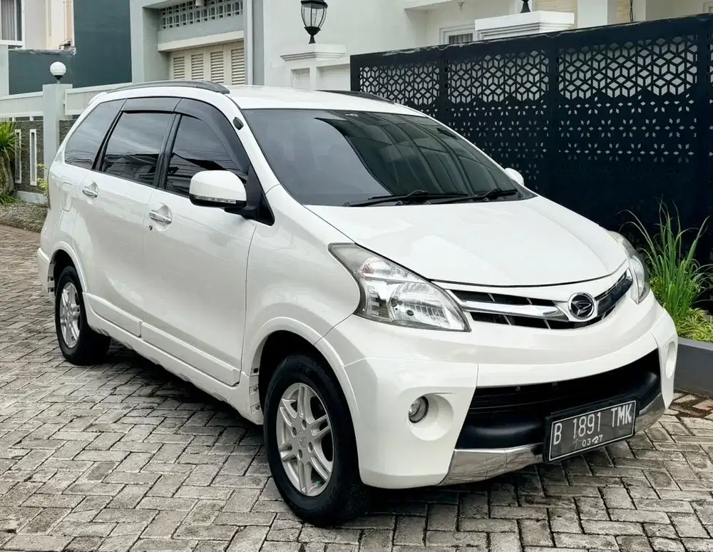 Daihatsu Xenia 2013 R Attivo