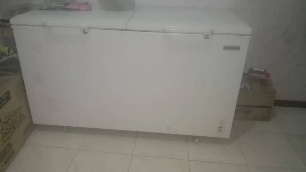 SANSIO SAN-518 F CHEST FREEZER 2 PINTU