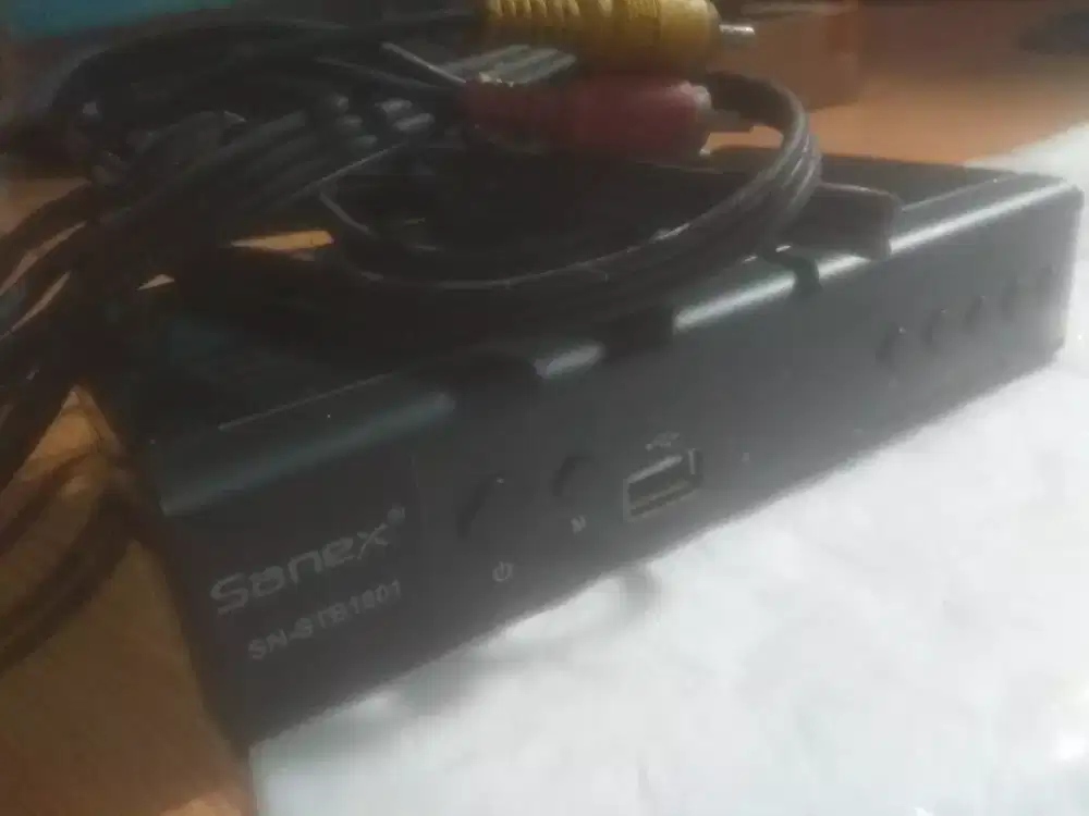 setel box tv,jual Bu 150rb,.tinggal pasang