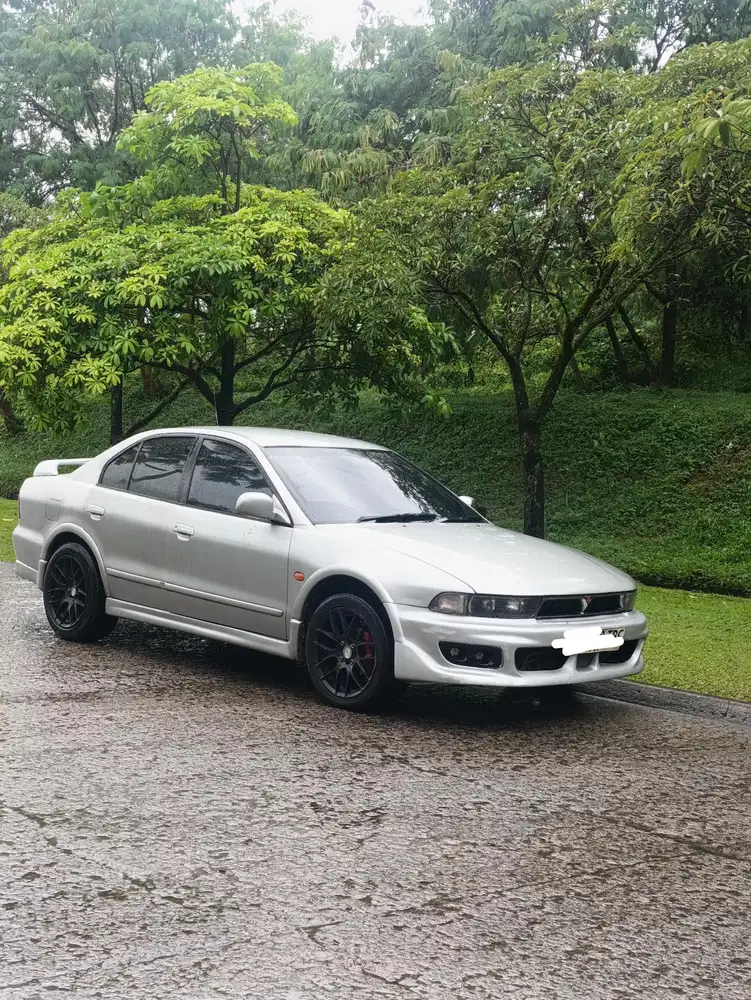 Mitsubishi Galant 2001 Bensin