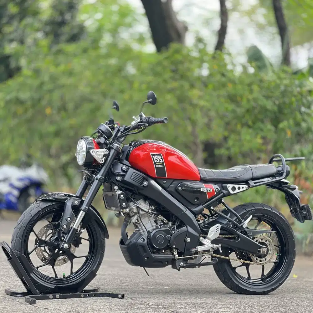 YAMAHA XSR 155 MERAH 2023 KM RENDAH PAJAK PANJANG SIAP GAS