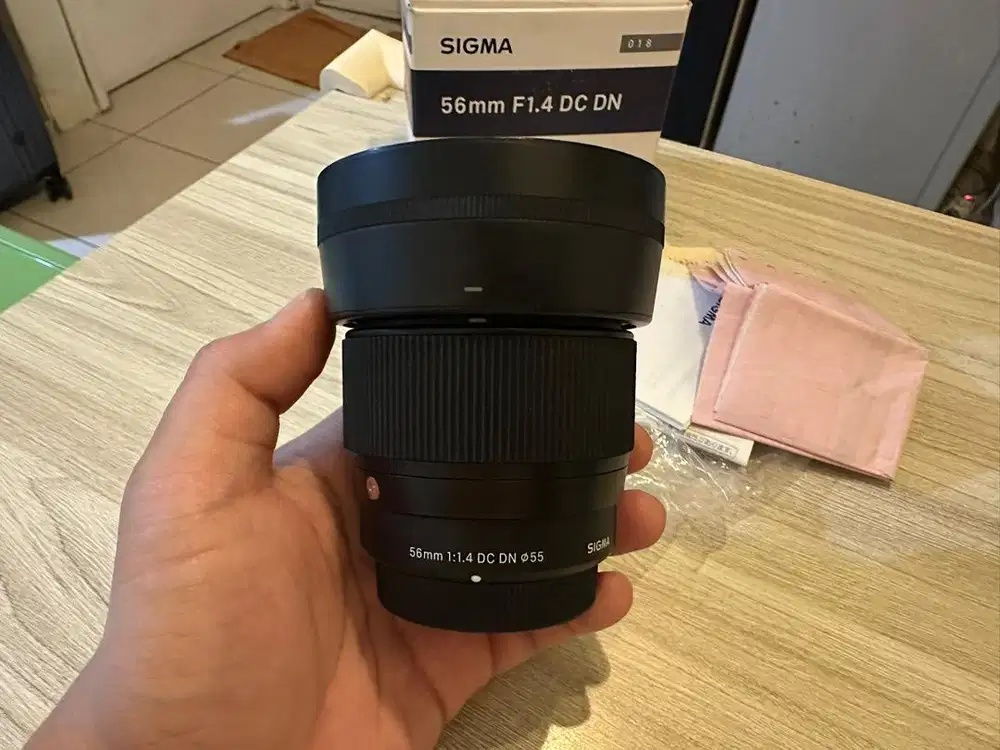 Lensa Sigma 56mm f/1.4 DC DN for MFT Olympus atau Lumix