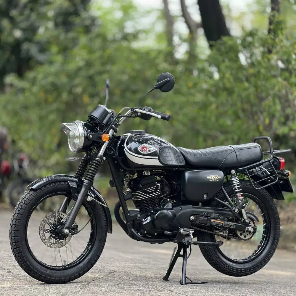 KAWASAKI W175 SE BLACK 2019 KM RENDAH PAJAK PANJANG SUPER MULUS