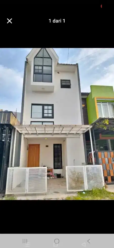 Disewakan Rumah di Arumba