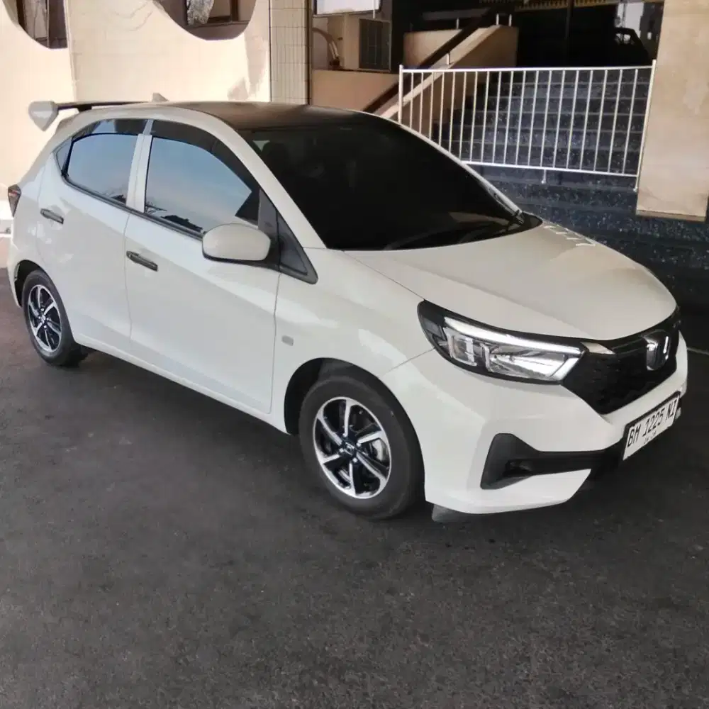 Brio e cvt preslif 2023 km 28 ribu