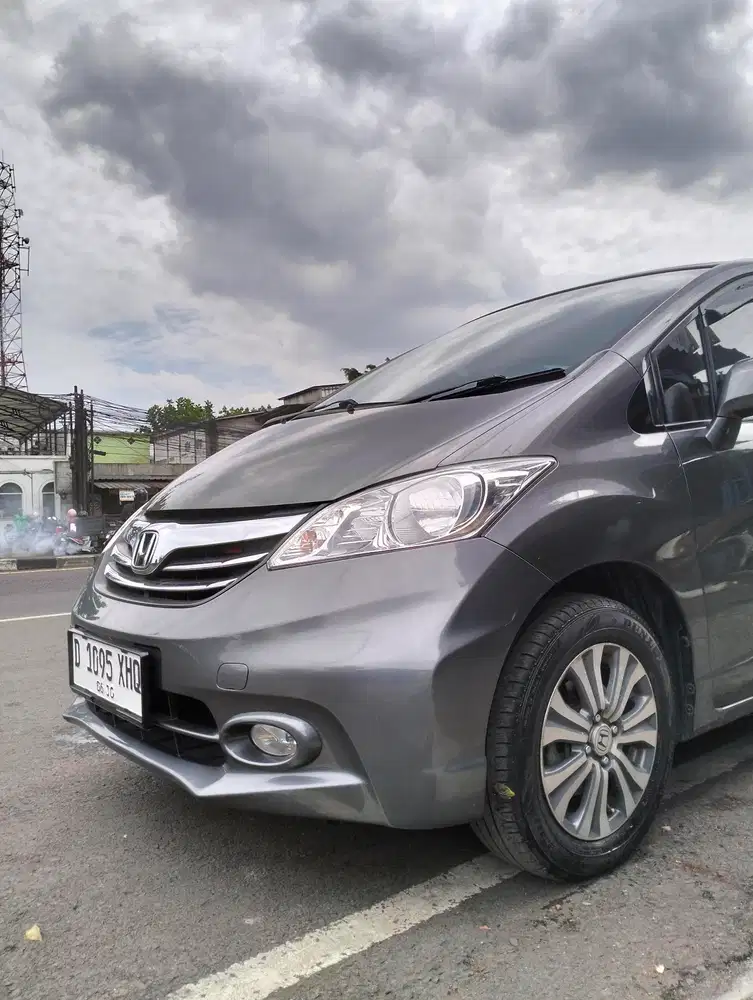 Honda Freed 2013 Bensin