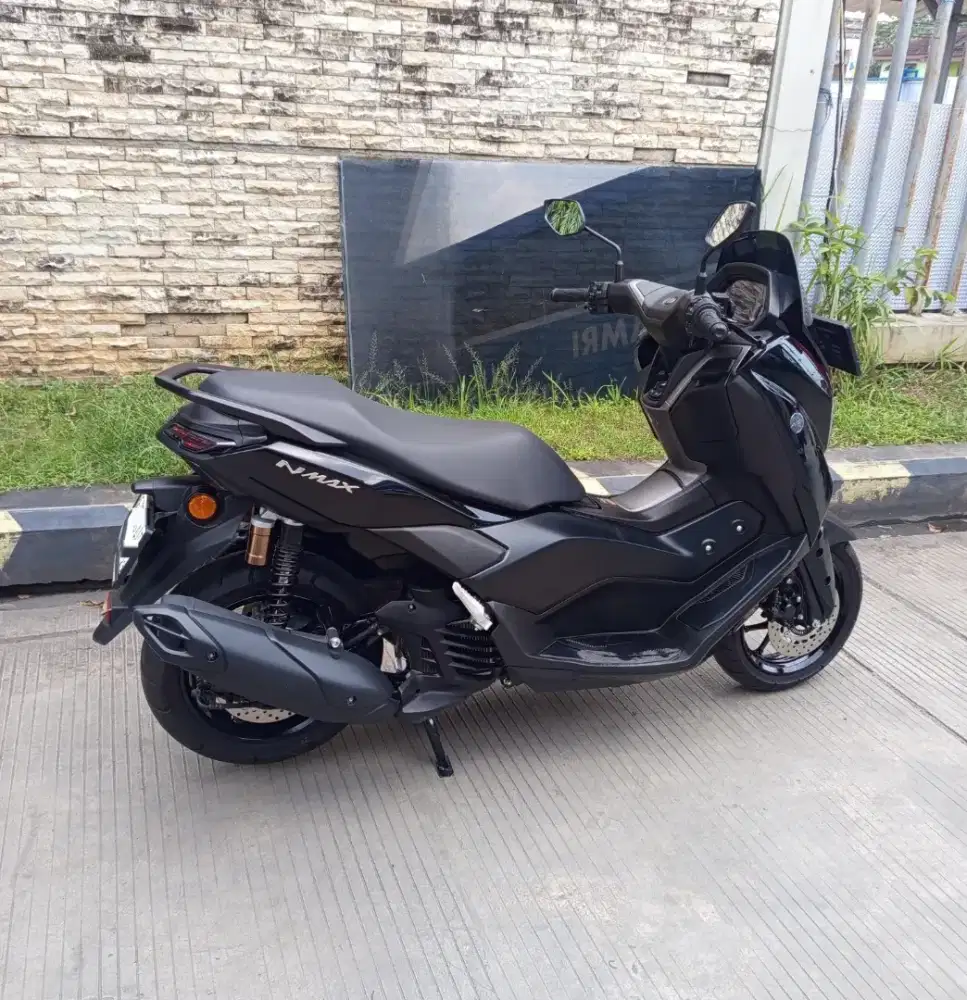 Nmax Neo S 2024 Surat Lengkap Pajak ON panjang, jarang pakai km 2rban