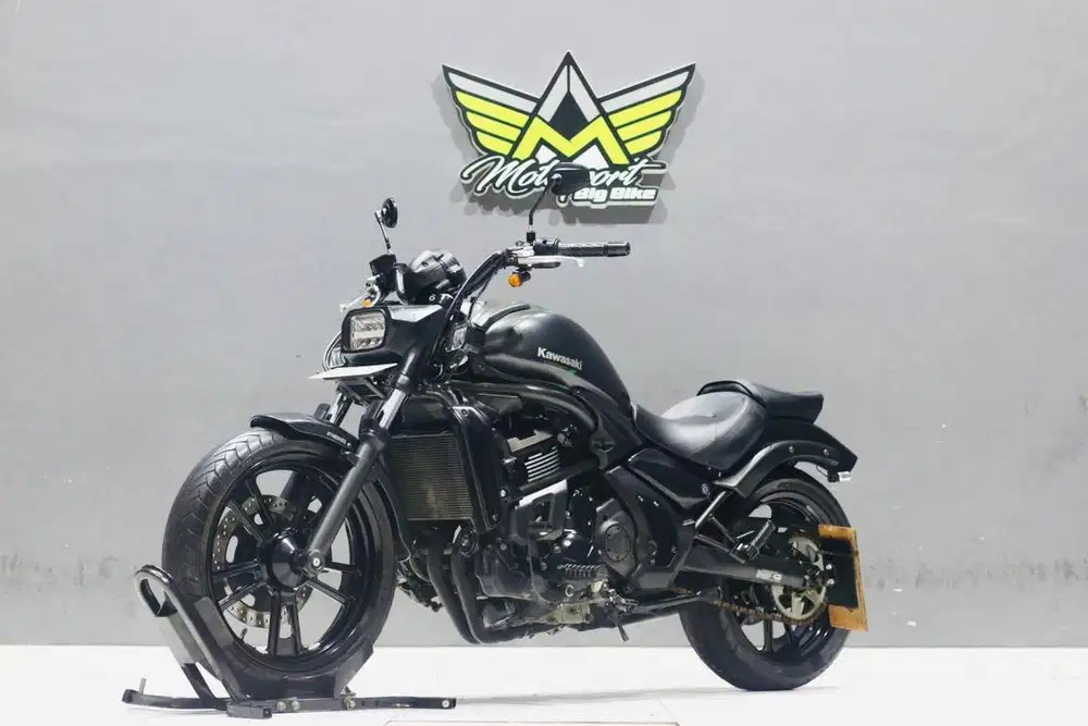 Kawasaki vulcan650 abs like new mesin sehat bodi mulus siap pakai gass