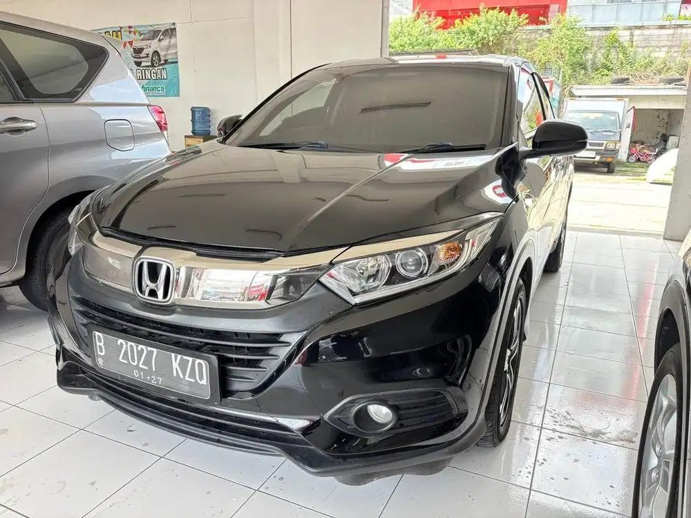 Honda hrv e matic tahun 2021