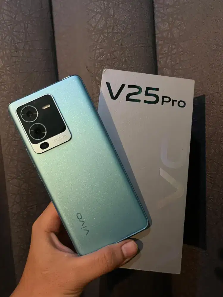 Vivo v25 pro 5g 12/256