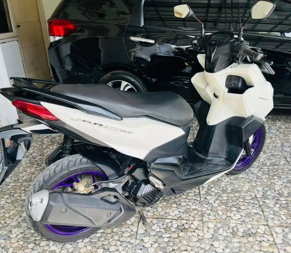 Vario 160 ABS pajak hidup