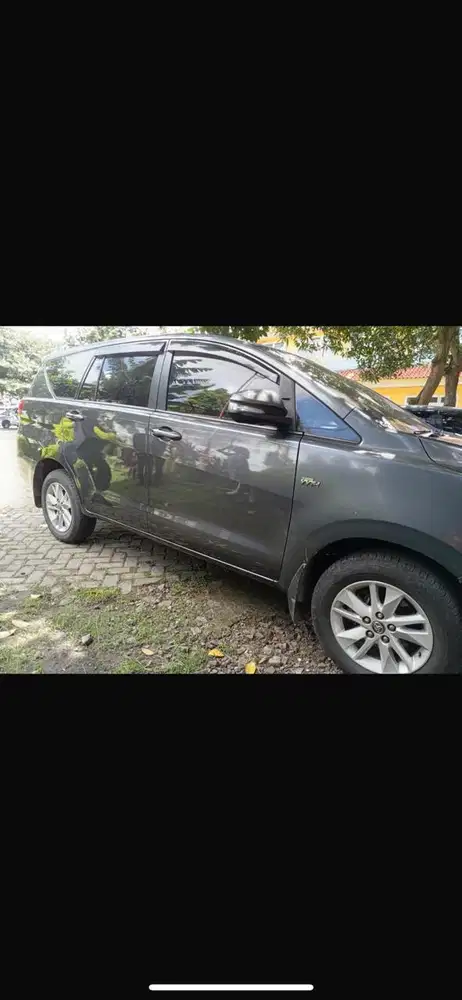 Toyota Kijang Innova 2016 Bensin