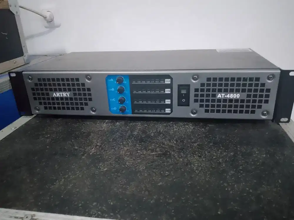 JUAL BTH JUAL MURH AMPLI DIJAMIN KONDISI 100%MSH BGS GAK ADA MINUS.