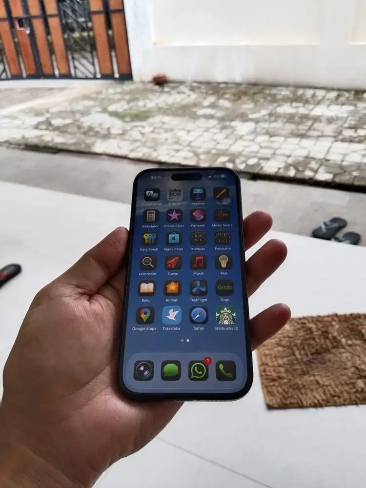 iphone 15 basic (garansi Resmi)