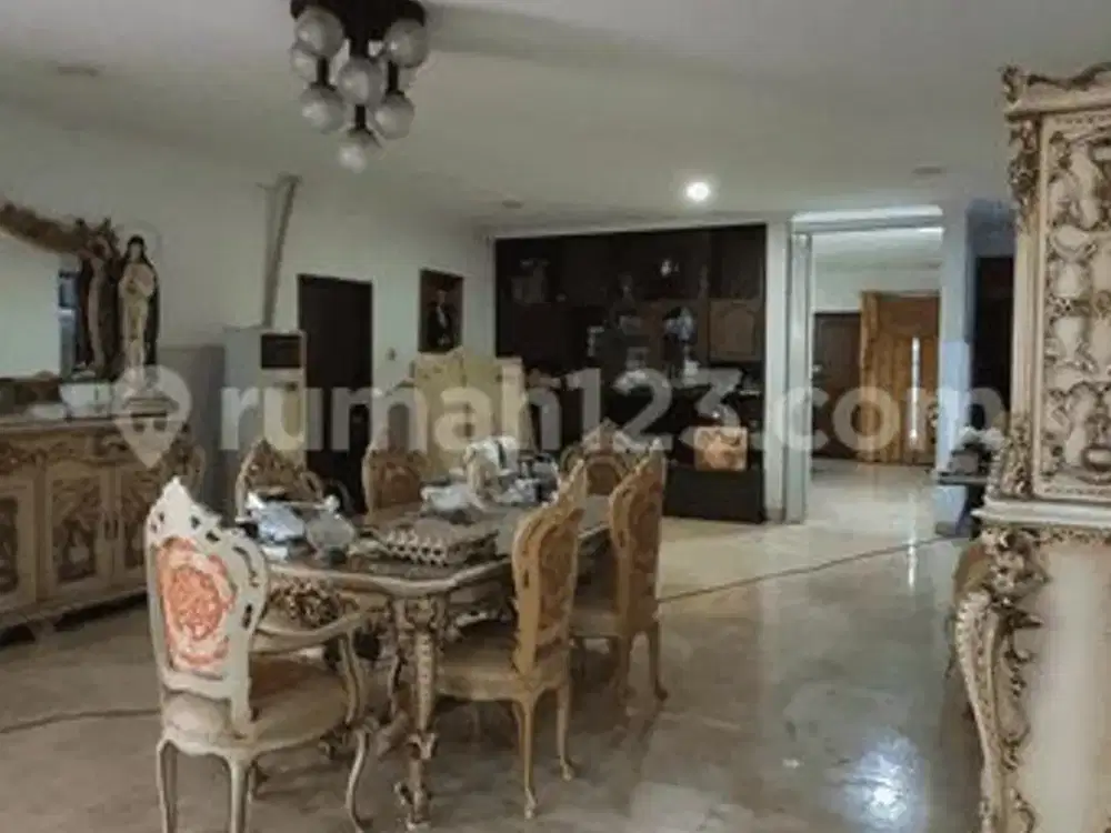 A01 Jual BU Rumah Besar Jalan Lega Murah di Tomang Slipi Tanjung Duren