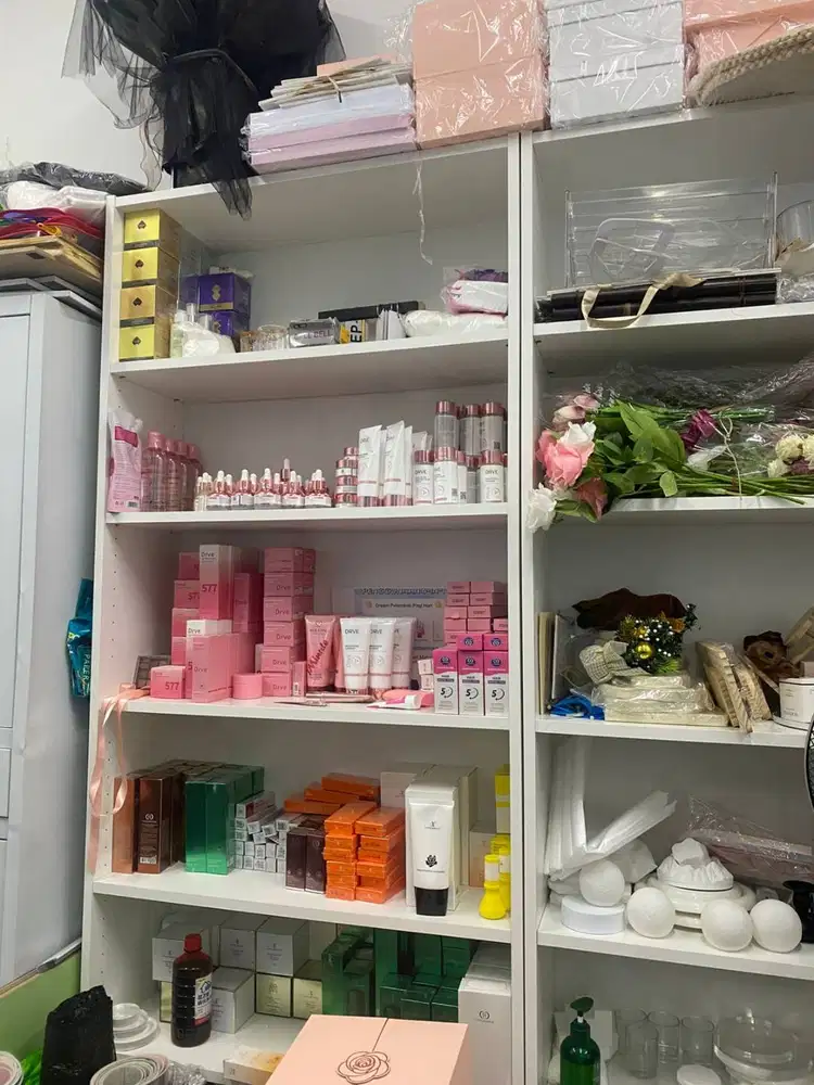 Co Host ( Skincare )