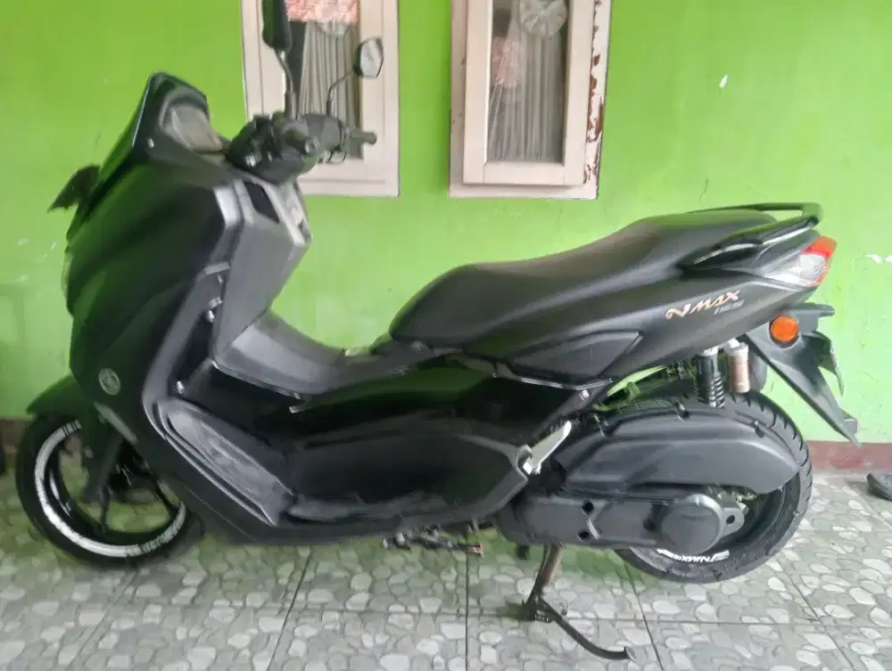 ISTIMEWA NMAX 155 KEYLESS 2022 Km Rendah Orisinil Terawat KOMPLIT