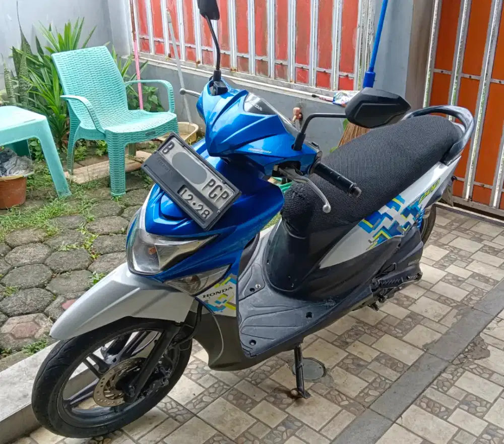 Honda Beat Pop FI CBS Pajak ON