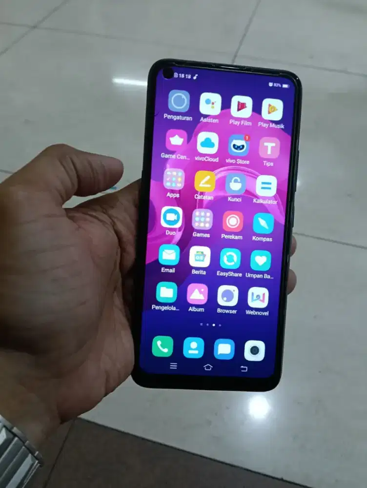 Jual HP Vivo Z1 Pro
Spesifikasi:
- Jaringan: 4G LTE 4/64GB