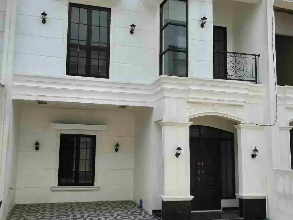 Rumah Mewah Modern Klasik Bebas Biaya Cicilan Setahun Di Pusat Kota Depok