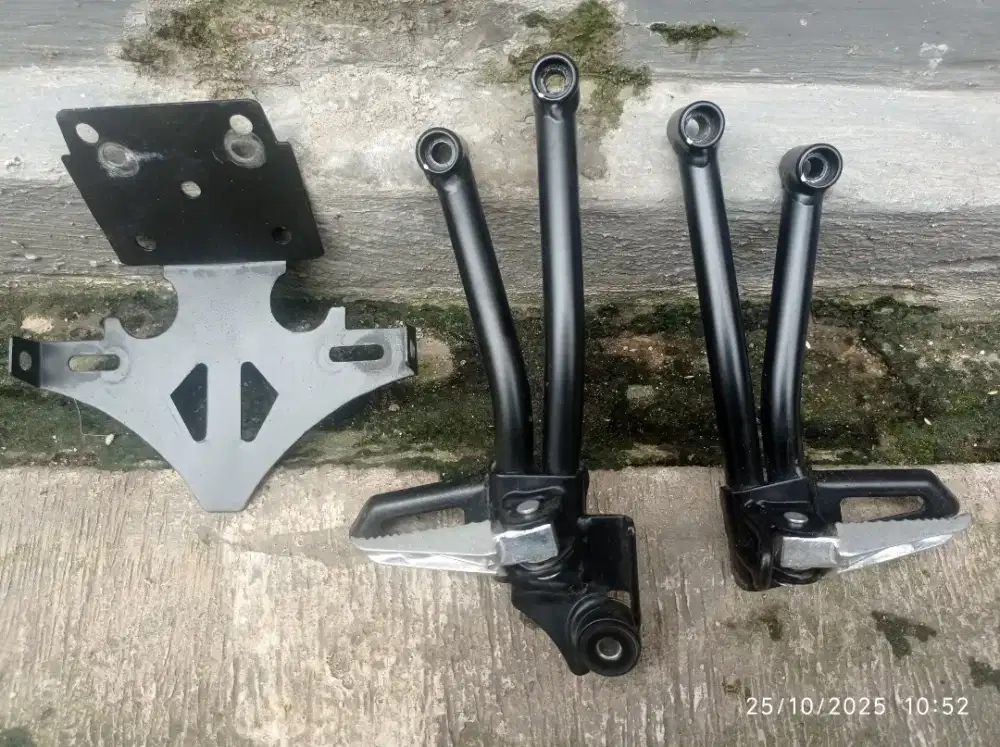Jual Footstep Belakang & Dudukan Plat Suzuki GSXR 150