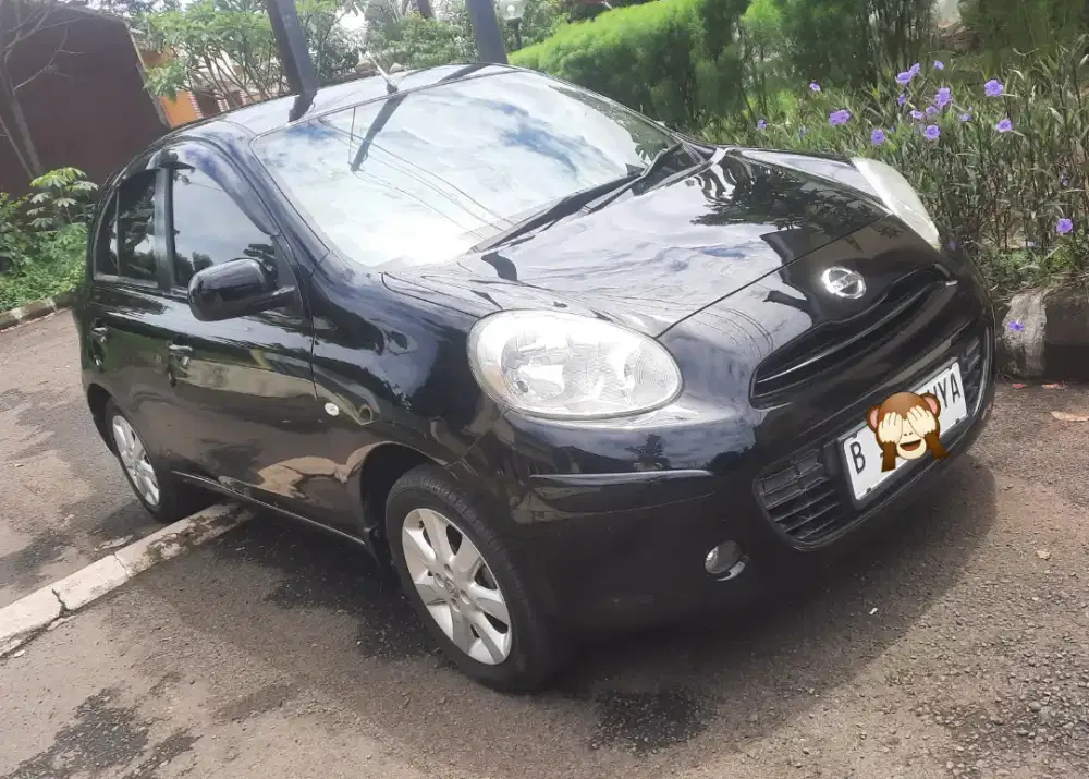 Nissan March 2013 MT Low KM Mulus Terawat