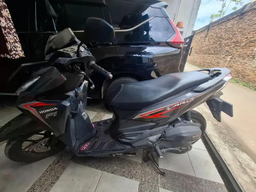 DIJUAL CEPAT HONDA VARIO 125 TAHUN 2017