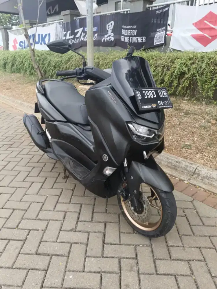 Yamaha NMAX 155 connected