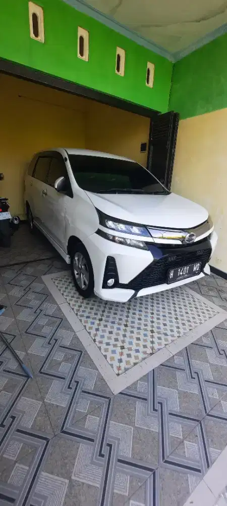 Avanza veloz AT 1.3 2015 faktur nempel kunci dobel