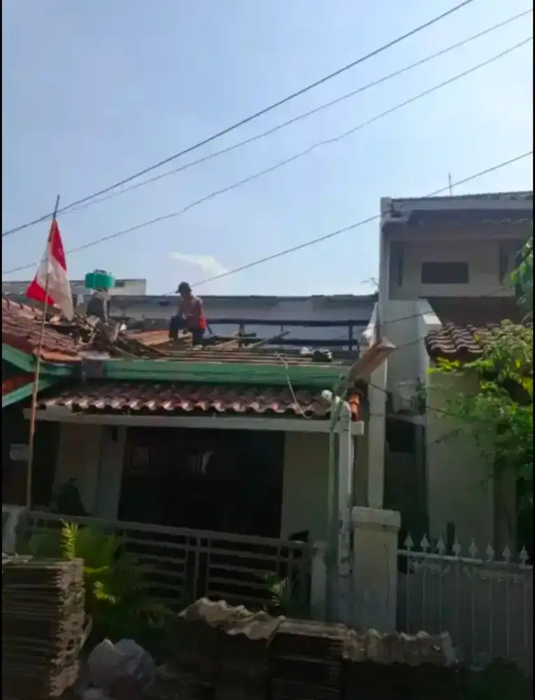 Renovasi bongkar pasang atap lama diganti bajaringan