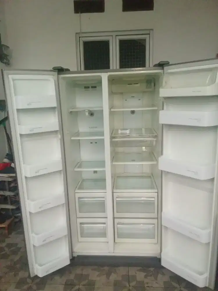 Kulkas side by side normal merk samsung