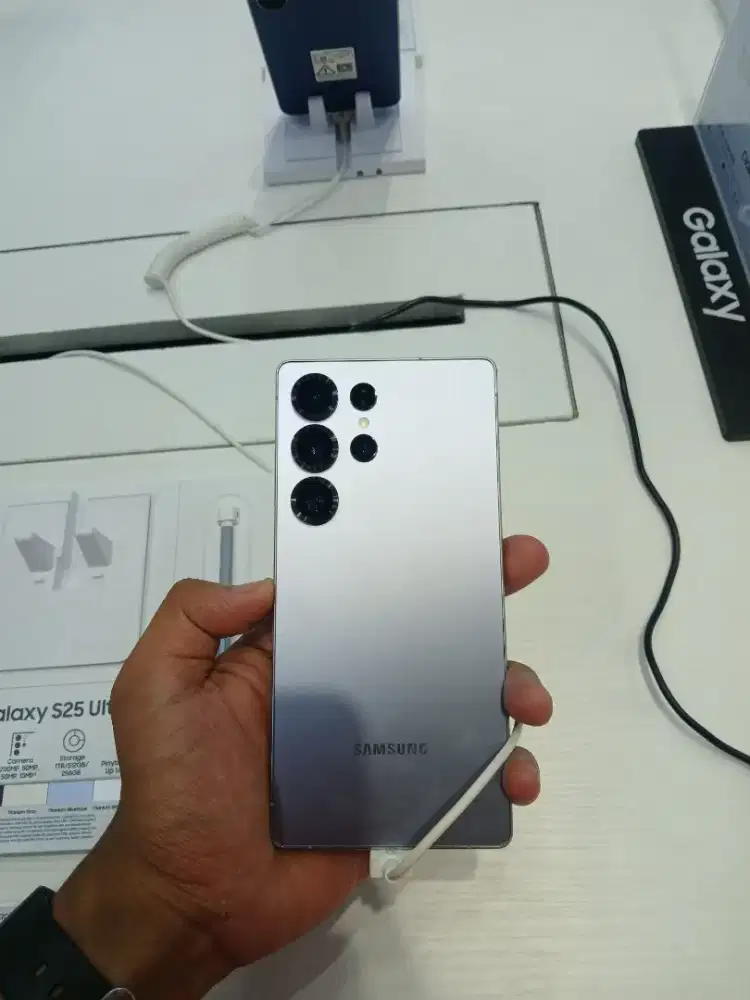 KREDIT SAMSUNG S25 ULTRA