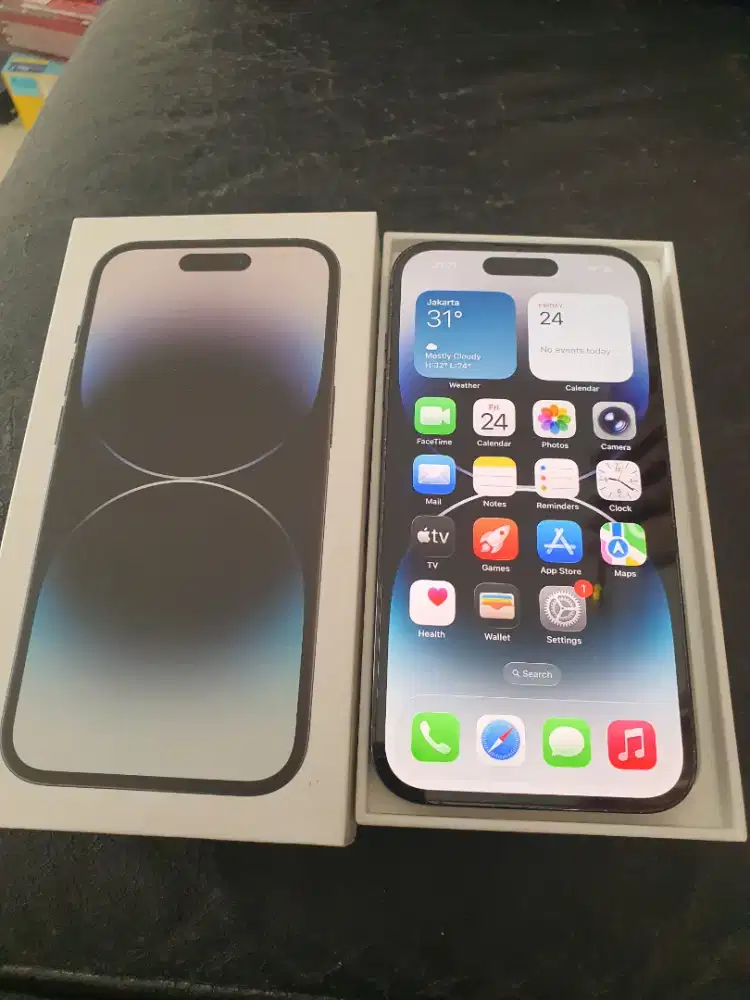 Iphone 14 pro 128gb black lengkap ex dgmap mulus bh 86% siap pakai
