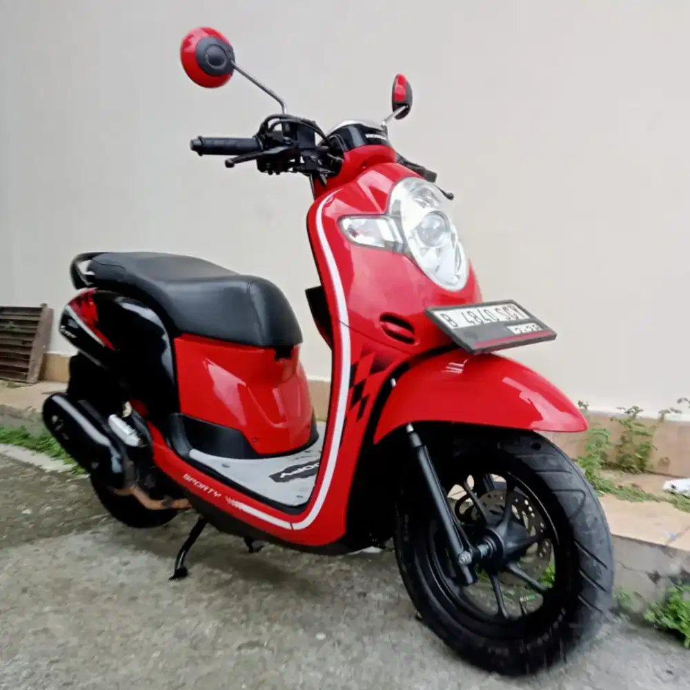 HONDA SCOOPY SPORTY TAHUN 2018 CASH / KREDIT MURAH DP MULAI 500 RB