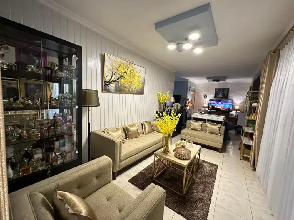 Dijual Rumah 2 Lantai Furnished di Perumahan Bintara 2 Bekasi