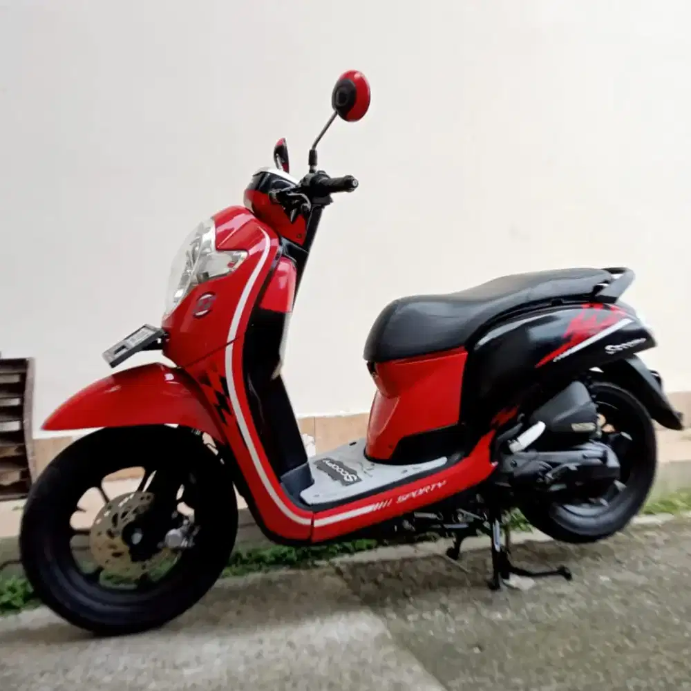 HONDA SCOOPY SPORTY TAHUN 2018 CASH / KREDIT MURAH DP MULAI 500 RB