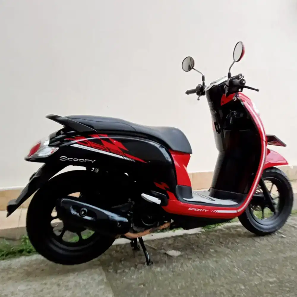 HONDA SCOOPY SPORTY TAHUN 2018 CASH / KREDIT MURAH DP MULAI 500 RB