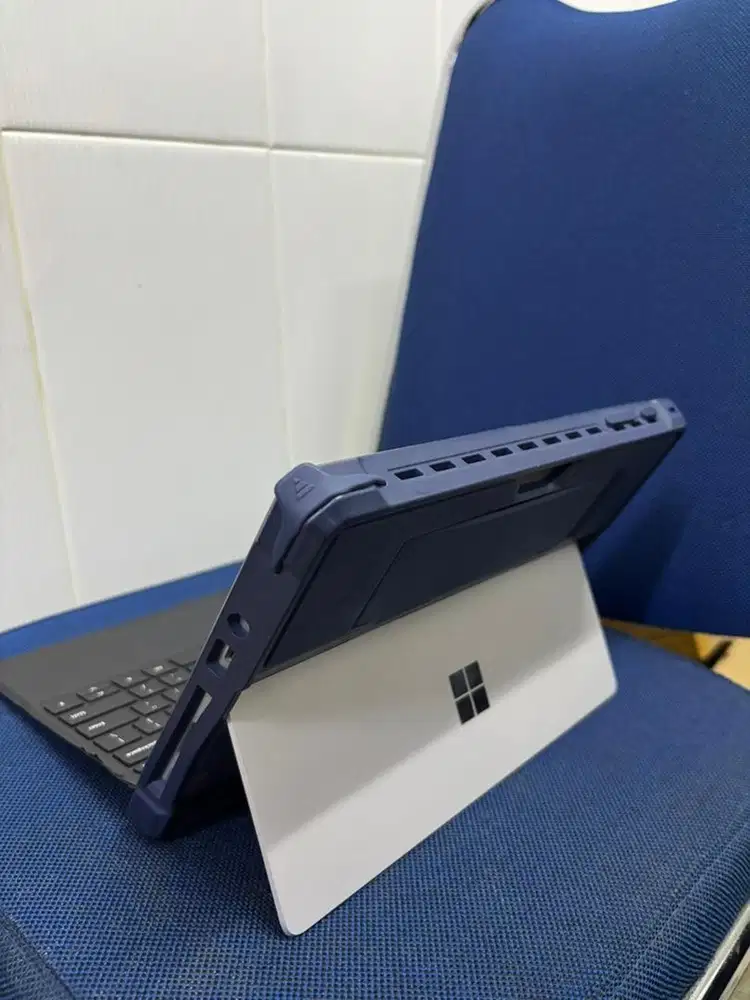 Microsot surface GO 2 (64GB)