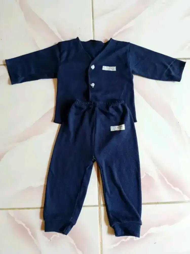 Pakaian bayi masih bagus