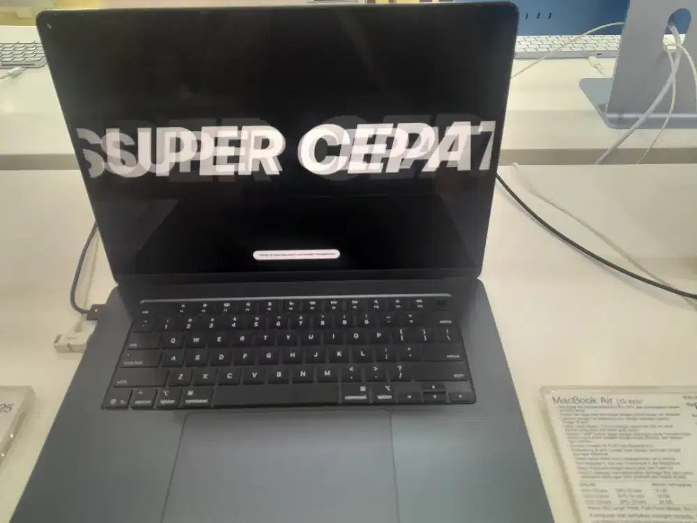 MACBOOK AIR 15 INCI